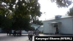 Подростки в Бишкеке