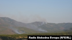 Spaljena planinska šuma nasuprot Pletvara