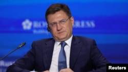 Vicepremierul rus, Alexander Novak, spune că se așteaptă ca India să cumpere în continuare petrol din Rusia.