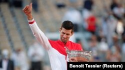 Новак Ѓоковиќ го освои турнирот Ролан Гарос, Париз, 13 јуни 2021 година.