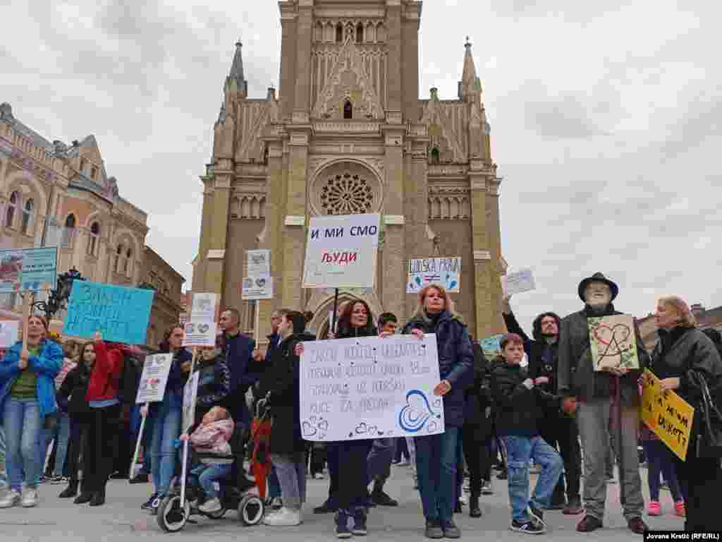 Poruke sa protesta u Novom Sadu, 2. april 2025.