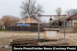 Fântâna lui Prunică de la Răscruci, Bechet.