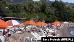 Плажата Каменово во Будва.