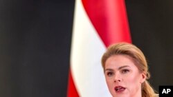 Евика Силина, премиерка на Летонија 