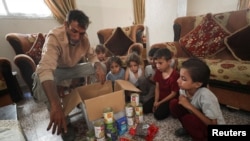 Israelul a permis recent celor interesați să parașuteze ajutoare în Gaza. Organizațiile umanitare spun că nu este de ajuns.