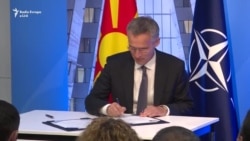 Maqedonia nënshkruan marrëveshjen për anëtarësim në NATO