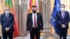 Премиерот Зоран Заев се сретна со португалскиот министер за надворешни работи Аугусто Сантош Силва (Л) и еврокомесарот за проширување Оливер Вархеји (Д) во Скопје на 21 мај 2021