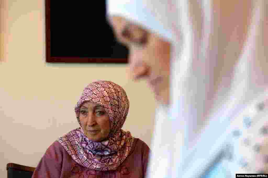 Собрание организации «Крымская солидарность». Это объединение родных арестованных и похищенных крымских татар. На попечении организации находится 90 детей, оставшихся без отцов