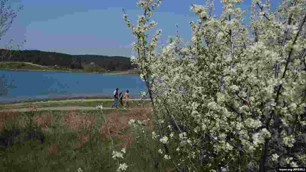 Симферопольское водохранилище &ndash; место, куда&nbsp;массово отправляются&nbsp;на отдых горожане с приходом майских праздников