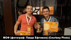 Шеснаесетгодишните Ангел Карали и Бојан Спасеновски