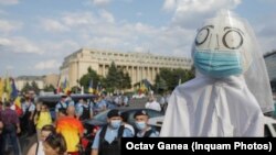 București: protest împotriva noilor măsuri sanitare, duminică, 12 iulie 2020.