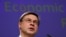 Старши вицепрезидентът на Европейската комисия Валдис Домбровскис представя изводите на доклада по Европейския семестър