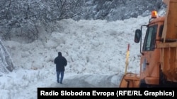 Лавини и одрони на патниот правец Дебар - Маврово.