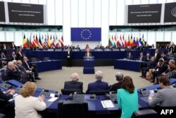 Ursula von der Leyen a devenit centrul atenției în această dezbatere și a putut oferi răspunsuri care nu au ținut doar de promisiuni, ci de rezultatele concrete ale Comisiei din timpul mandatului său.