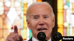 Președintele SUA, Joe Biden, spune că atacul ar fi fost lansat de grupări radicale susținute de Iran, care operează în Siria și Irak.
