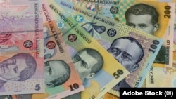 Datoria pe termen scurt a României a scăzut din luna iunie, comparativ cu luna mai. În iunie, Guvernul a decis înghețarea pensiilor și salariilor. 