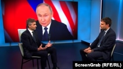 Министр иностранных дел Литвы Кястутис Будрис (слева) во время интервью журналисту Радіо Свобода Рикарду Йозвяку