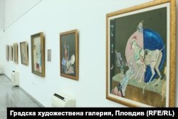 Картини от изложбата на Емил Стойчев в Градската художествена галерия на Пловдив.