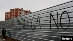 Puno trpe navijači i ljudi kojima je fudbal važna stvar u životu, kaže Sanjin Latifić, fudbalski kolumnista