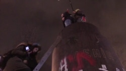 Ukrajina: Demonstranti srušili Lenjinov spomenik