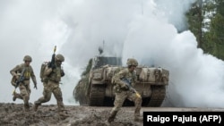 Trupe NATO în timpul exercițiului militar Kevadtorm, Estonia, 27 mai 2021