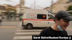 Mentő Budapesten 2020. november 20-án (képünk illusztráció)