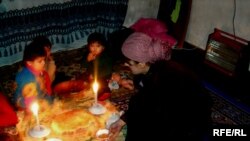 Имрӯзҳо ҳаво агарчи гарм аст, вале дар деҳоти Точикистон ҳануз ҳам барқ нест