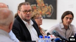 Министерот за култура Роберт Алаѓозовски