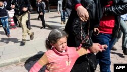 Prizor nakon napada na bolnicu, Sirija, 15. februar 2016.