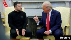 Американскиот претседател Доналд Трамп и украинскиот претседател Володимир Зеленски се сретнаа во Овалната соба на Белата куќа, 28 февруари 2025