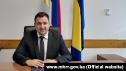 Miloš Lučić je imenovan za ministra za ljudska prava i izbjeglice BiH u maju 2020. godine. 