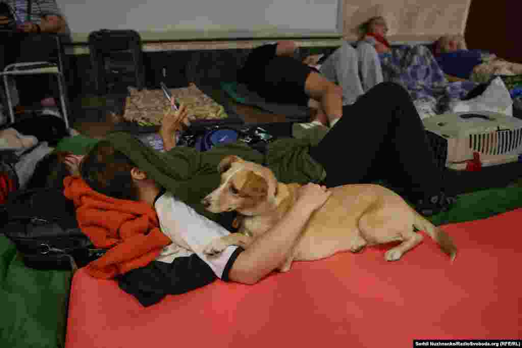 Egész családok keresnek itt rendre menedéket 