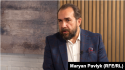 Під час інтерв’ю з Тимчасовим повіреним у справах Польщі в Україні Пьотром Лукасевичем. Львівський офіс Радіо Свобода