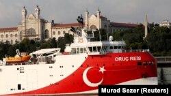Turski seizmički brod Oruc Reis u Istanbulu, august 2019. godine. 