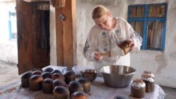 Pekara u Buči unatoč ratu radi i peče tradicionalne uskršnje kolače 