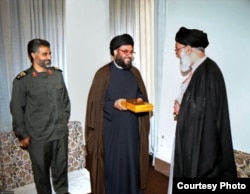Qassem Soleimani (lijevo), Nasrallah (u sredini), i Khamenei formirali su ono što stručnjaci nazivaju "jezgro" iranske regionalne strategije.