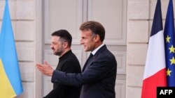 Presidenti i Francës, Emmauel Macron, dhe ai i Ukrainës, Volodymyr Zelensky, para një konference për shyp në Paris, 4 shtator 2025.
