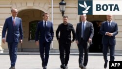 Udhëheqësit e Gjermanisë, Francës, Ukrainës, Britanisë dhe Polonisë, në Kiev më 10 maj.