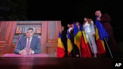 George Simion s-a adresat alegătorilor săi după anunțarea rezultelor exit-poll printr-o transmisiune online