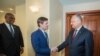  David Hale, subsecretarul de stat american pentru afaceri politice și președintele Igor Dodon, Chișinău, 13 iulie 2019