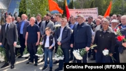 Participanți la evenimentul de comemorare a victimelor catastrofei de la centrala nucleară Cernobîl, 26 aprilie 2025.
