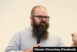 Razvan Chereches.