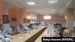 Участники круглого стола.