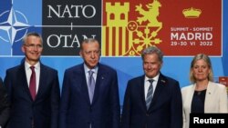 Йенс Столтенберг, Реджеп Тайип Ердоган, Саули Нийнистьо и Магдалена Андершон 