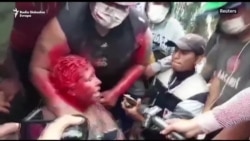 Demonstranti ošišali i polili bojom gradonačelnicu Vinta