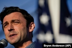 Democratul Jon Ossoff