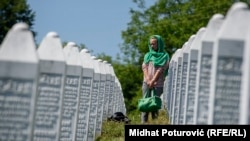 Posljednja počast ubijenima u Srebrenici