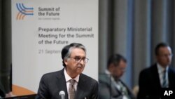 Ministri i Jashtëm i Pakistanit, Jalil Abbas Jilani gjatë Samitit të së Ardhmes në selinë e Kombeve të Bashkuara më 21 shtator 2023.