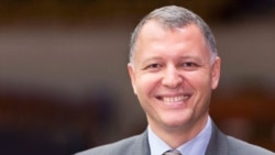 "კორონავირუსი არის და კიდევ კარგა ხანს იქნება"