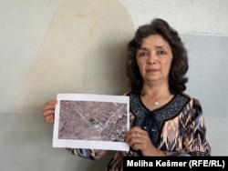 Sidik tregon vendndodhjen e njërit prej dy kampeve ku u detyrua të punonte si mësuese e gjuhës kineze.